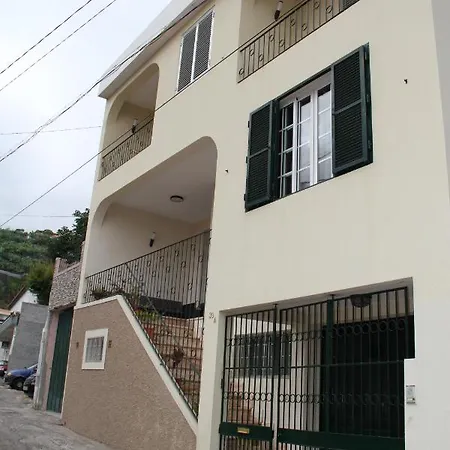 Vigario House بيت للعطل