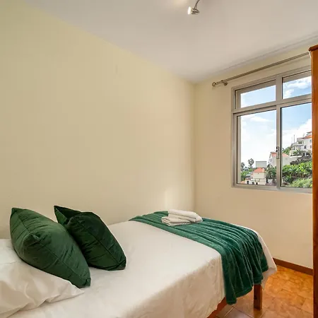 Vigario House Câmara de Lobos