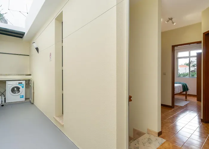 Vigario House Tatil Evi *