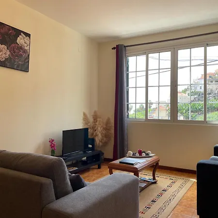 Vigario House Câmara de Lobos