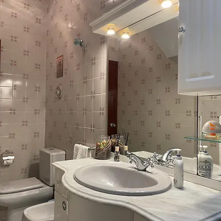 Vigario House Tatil Evi *