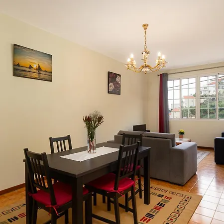 Дом отдыха Vigario House Камара-де-Лобуш