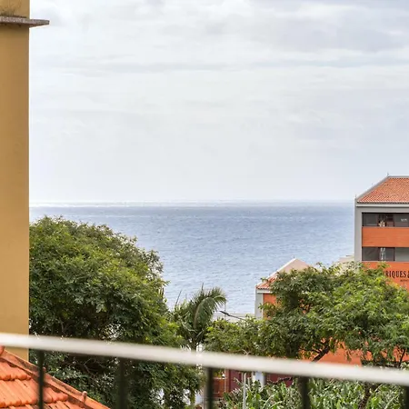 Vigario House Câmara de Lobos