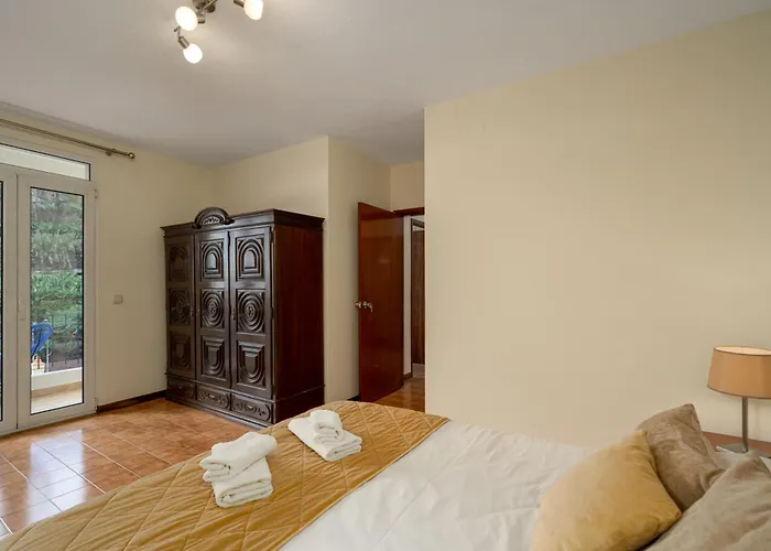 Vigário House